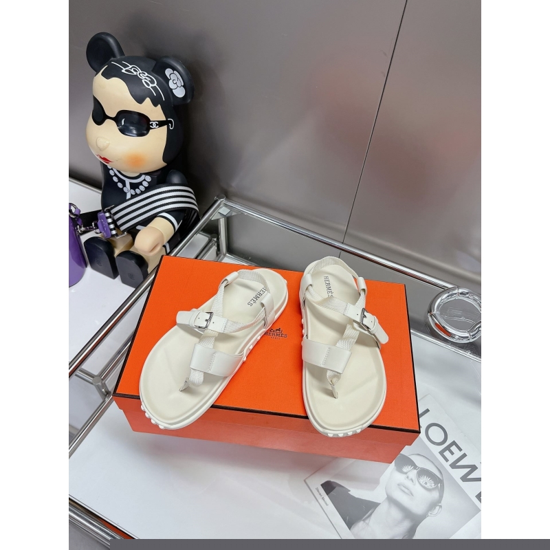 H**mes sandals